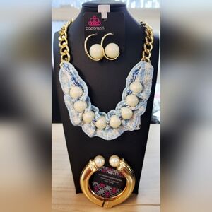 Paparazzi Gold and Blue Necklace with Pearls